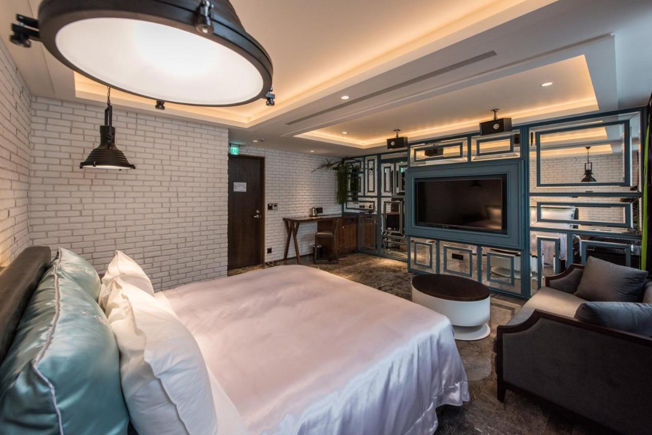 Green Palm Motel Yuanlin Extérieur photo