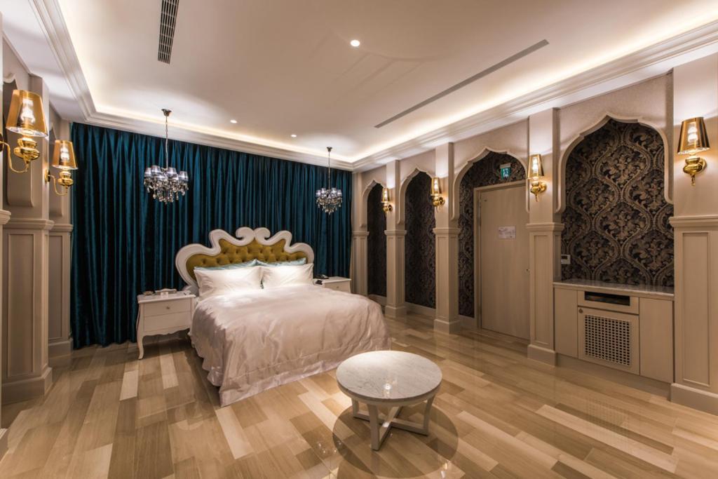 Green Palm Motel Yuanlin Extérieur photo