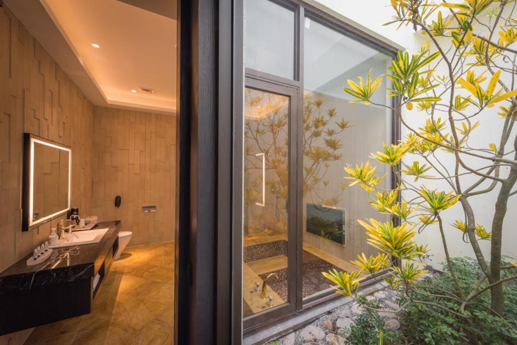 Green Palm Motel Yuanlin Extérieur photo